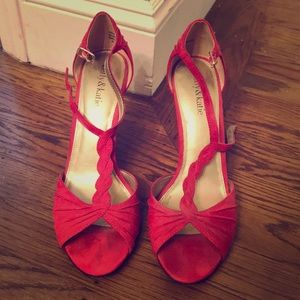 Kelly and Katie pink high heels